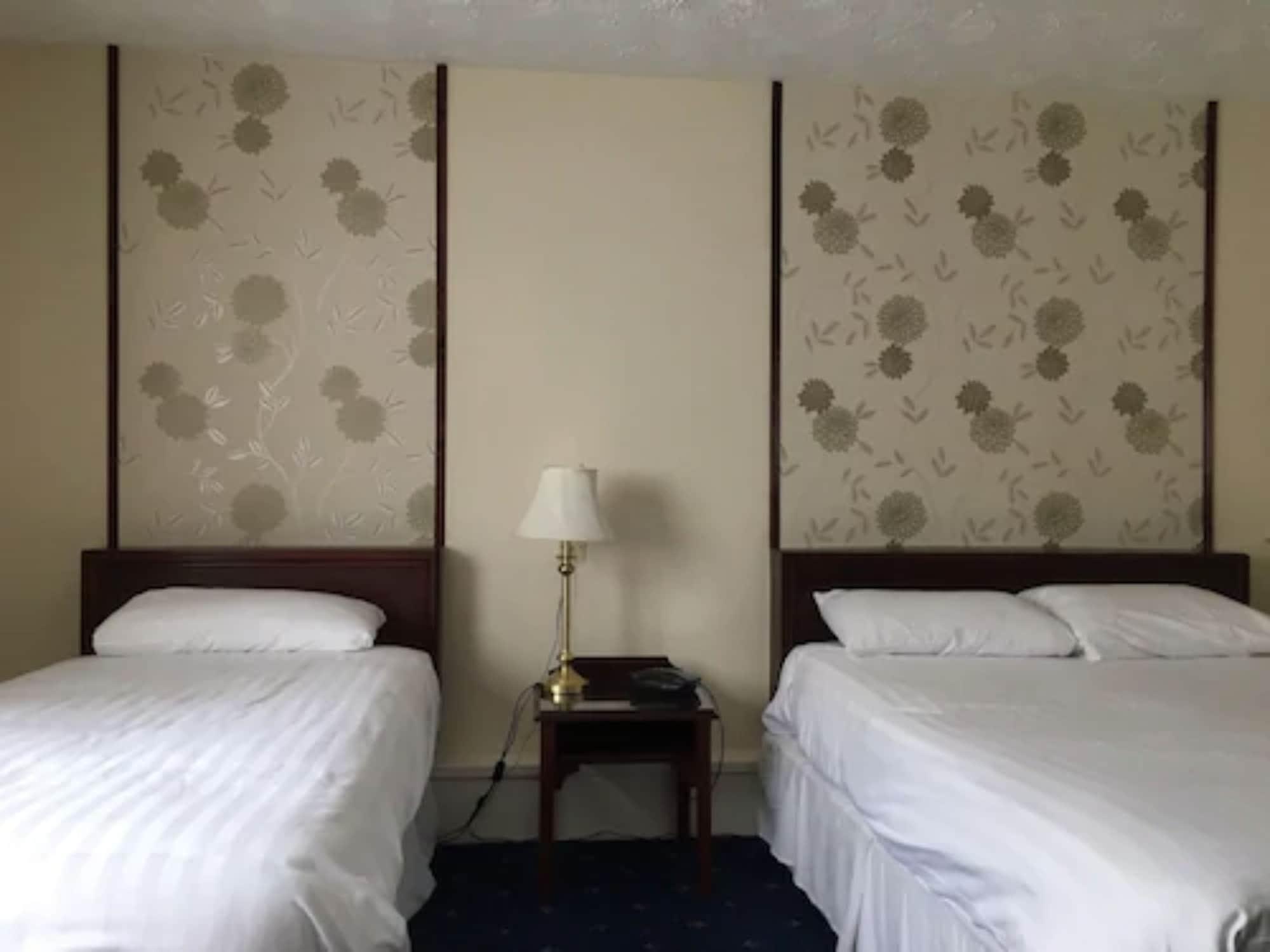 Western Premier Heronston & Hotel