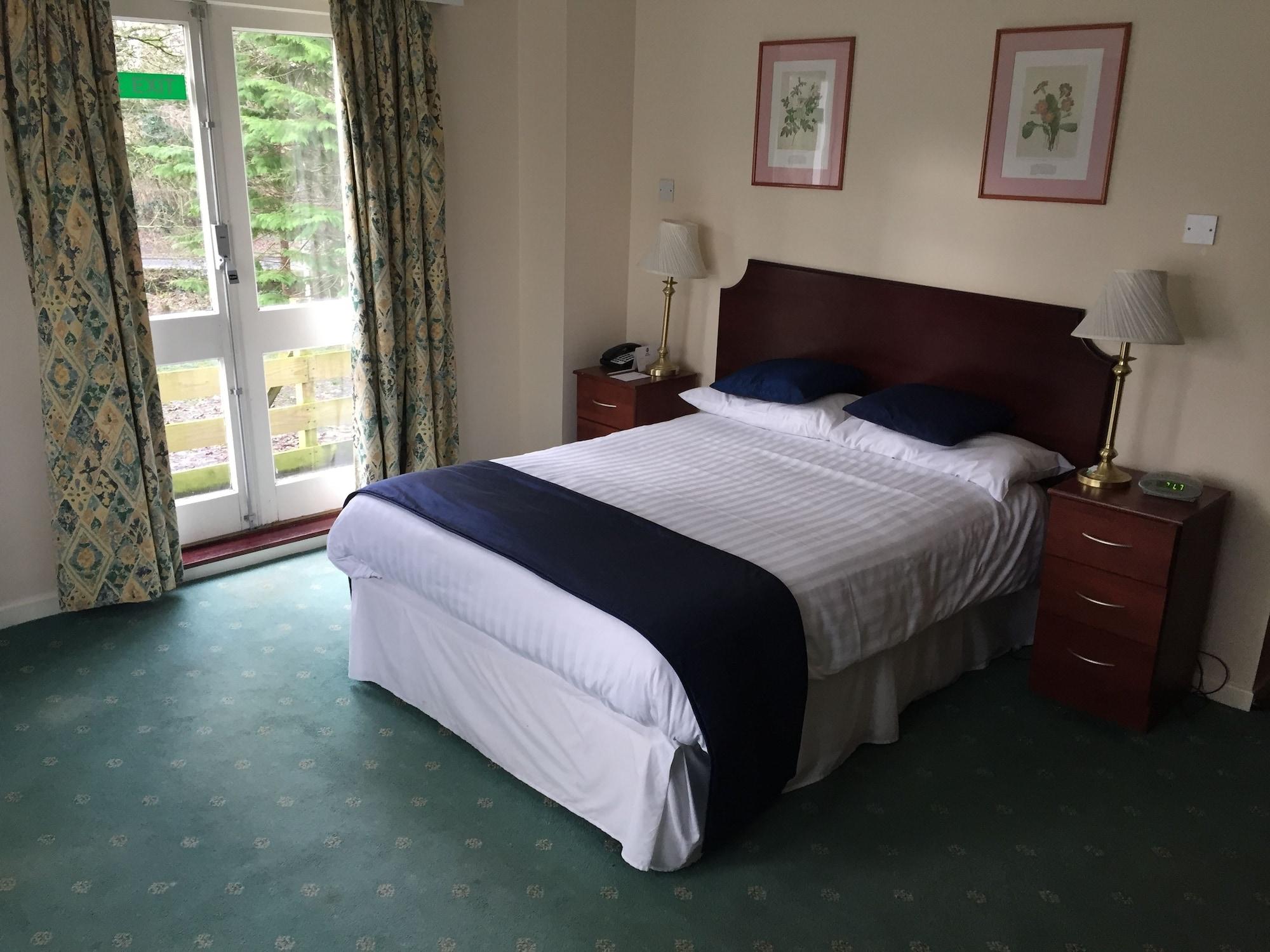 Hotel Western Premier Heronston & Bridgend (Wales)