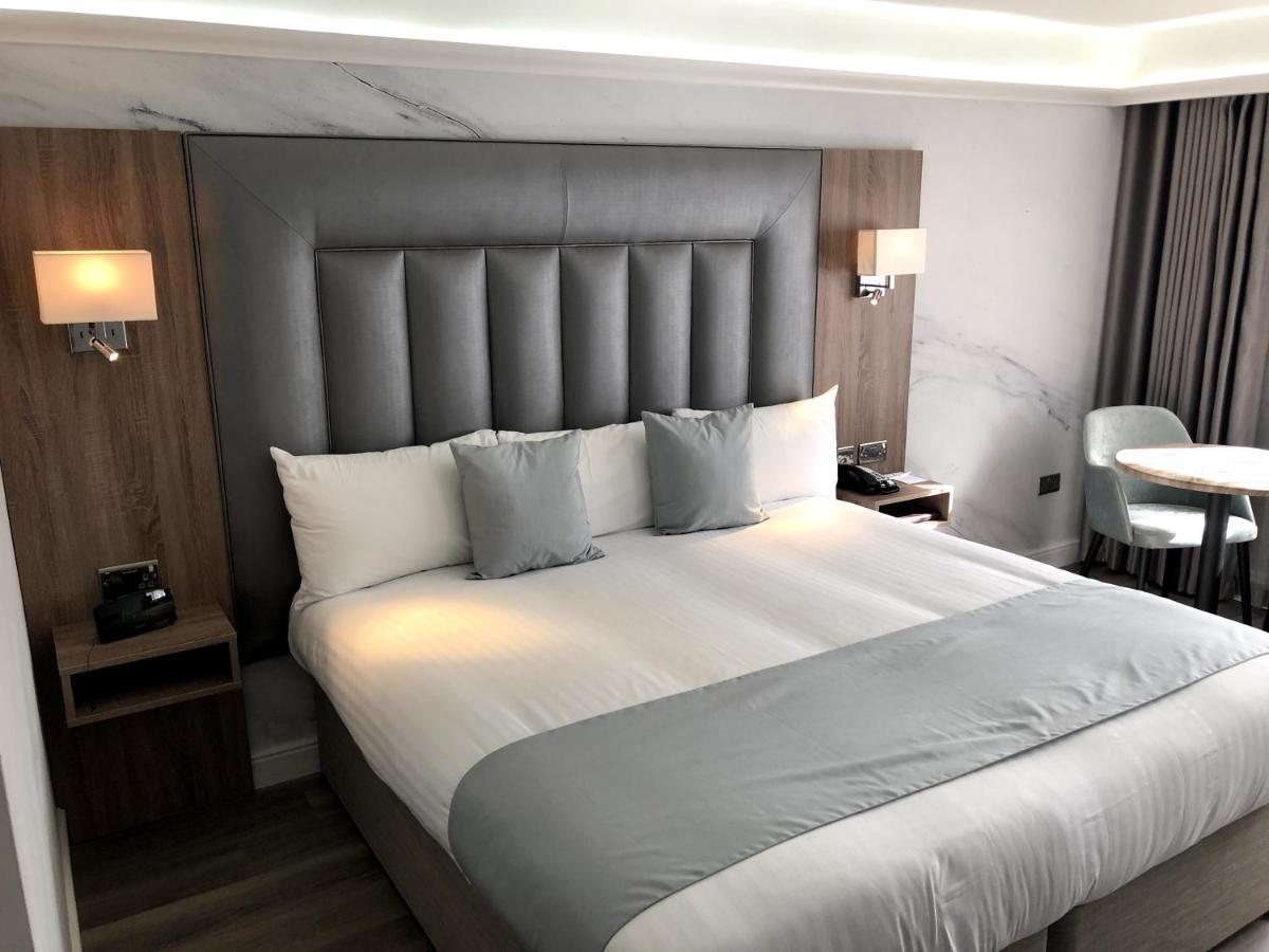 Hotel Western Premier Heronston & 3*